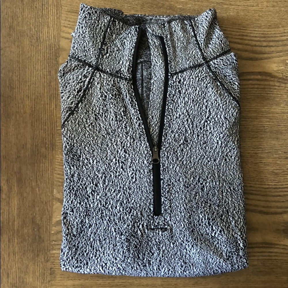 Lulu Lemon active quarter zip
